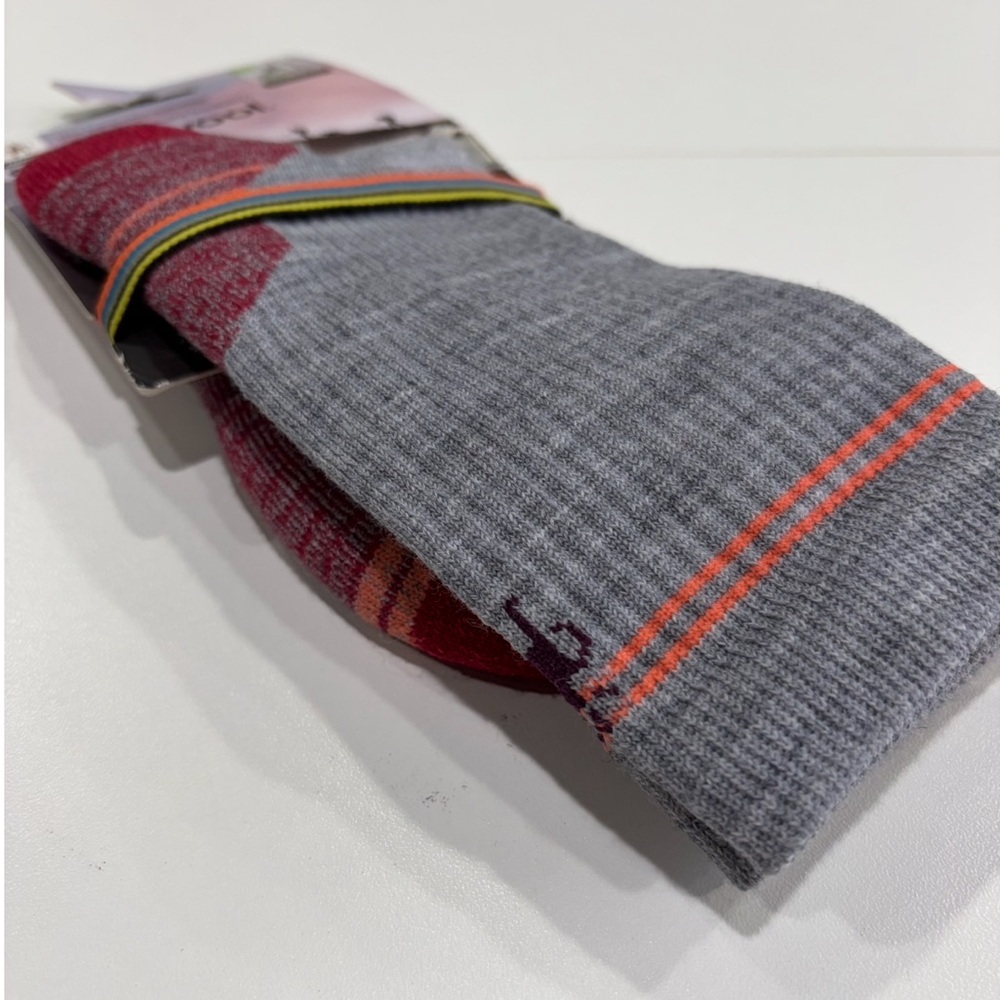 Smartwool Women's Medium Hike Light Cushion Crew Socks Red Grey NWT Merino Wool - Picture 2 of 7